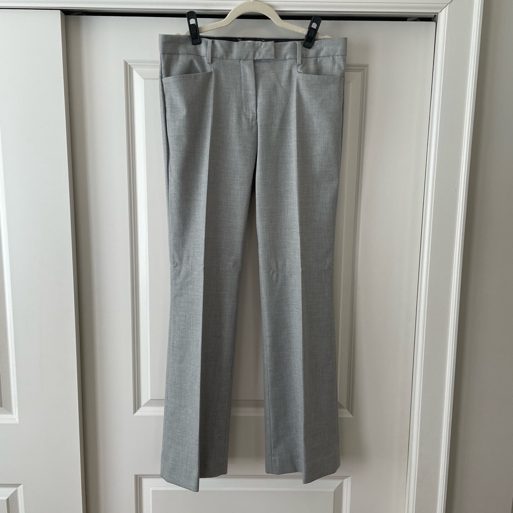 Great professional modern pants. Perfect for work and they fit really nicely.